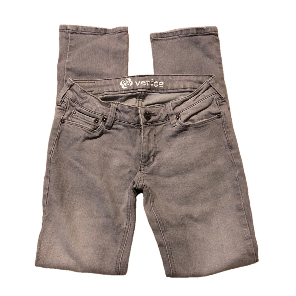 ⭐️ 3 For $15 Bullhead Skinny Jeans